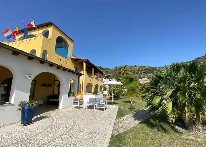 Hotel Bougainville